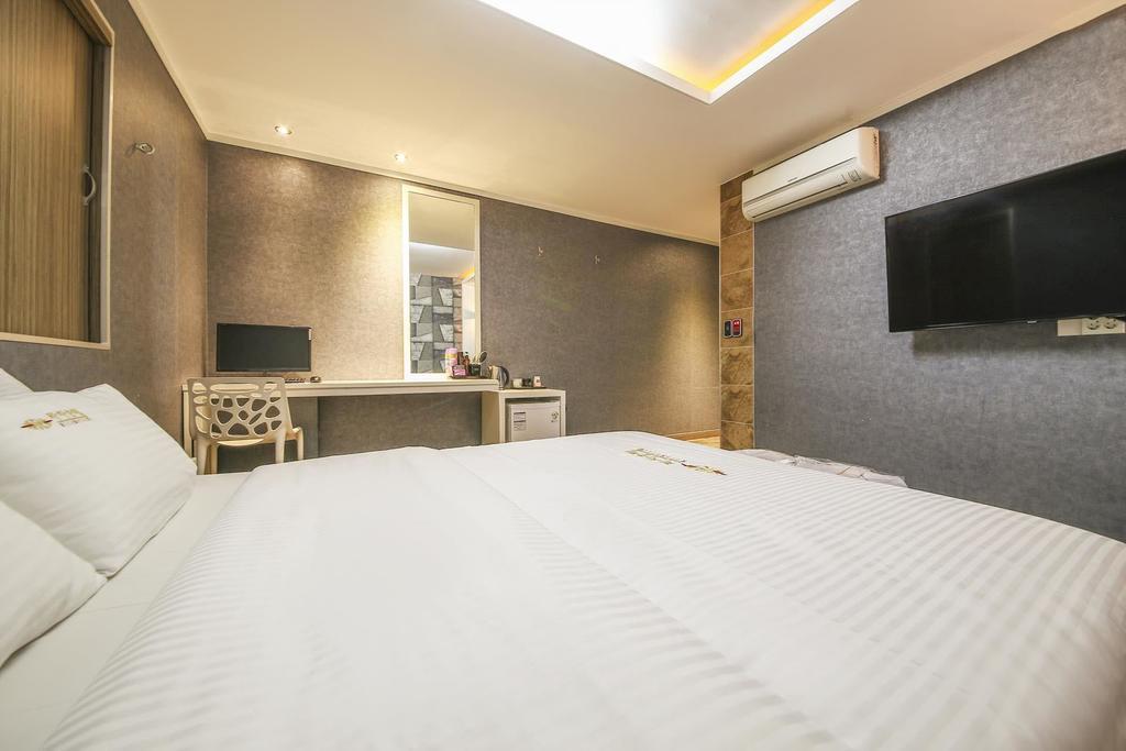 Richi Hotel Сувон Экстерьер фото