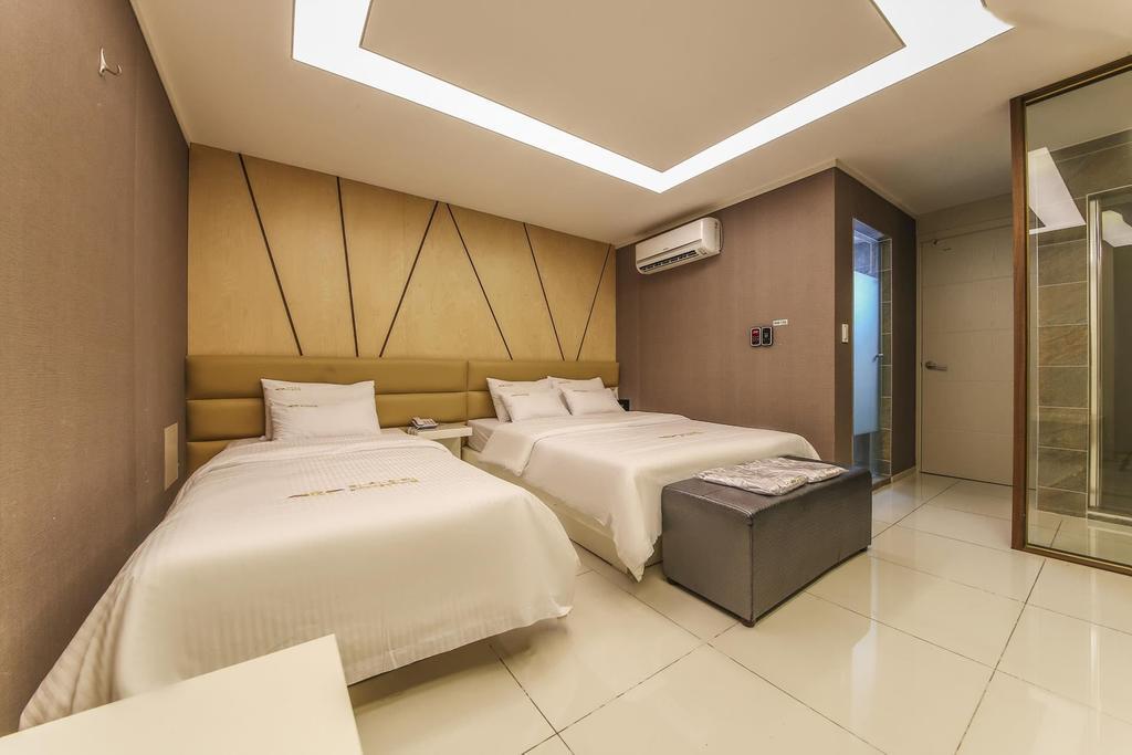 Richi Hotel Сувон Экстерьер фото