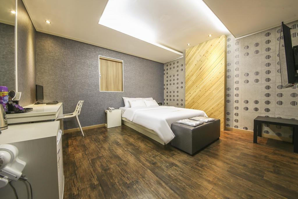 Richi Hotel Сувон Экстерьер фото