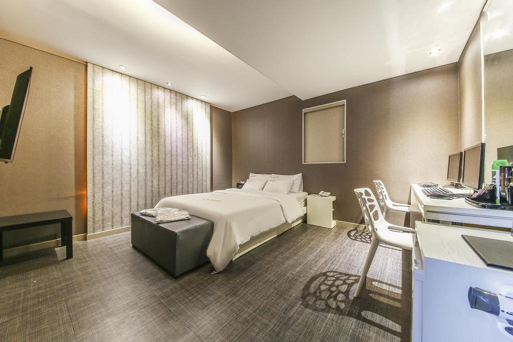 Richi Hotel Сувон Экстерьер фото